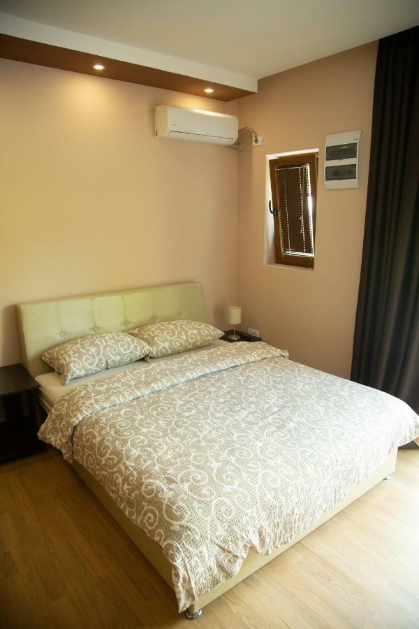 Apartmani Borova 2 Veliko Gradište Extérieur photo