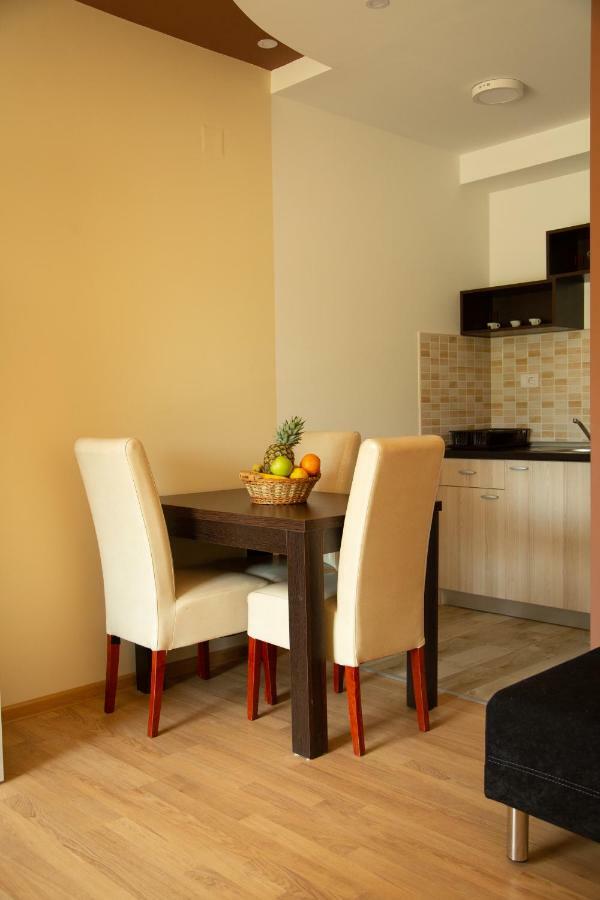 Apartmani Borova 2 Veliko Gradište Extérieur photo